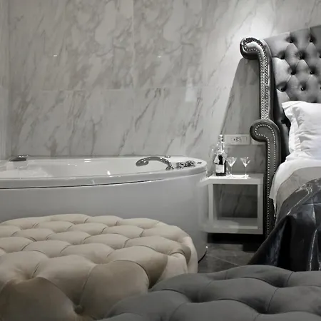 Apartment Lifestyle - Relaxation Facilities Split